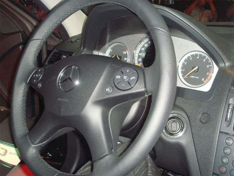 Chùm ảnh cận cảnh C-Class 2008 - Ra mắt 22-9-07 tại HCM Chùm ảnh cận cảnh C-Class 2008 - Ra mắt 22-9-07 tại HCM