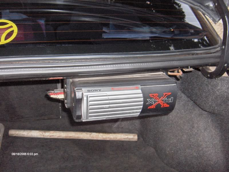 Những thông tin về M323