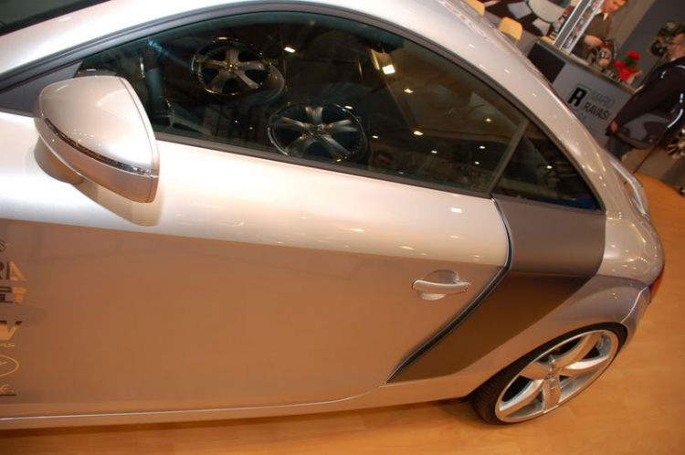 Audi TT độ theo R8 chăng?