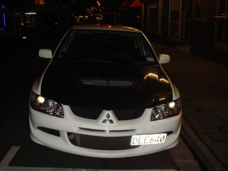 Evo VIII or IX đây các bác Evo VIII or IX đây các bác