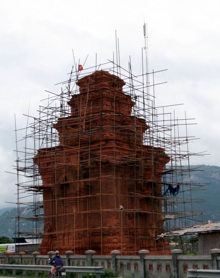 Nam du ký- hồi ức 1 chuyến đi. Nam du ký- hồi ức 1 chuyến đi.