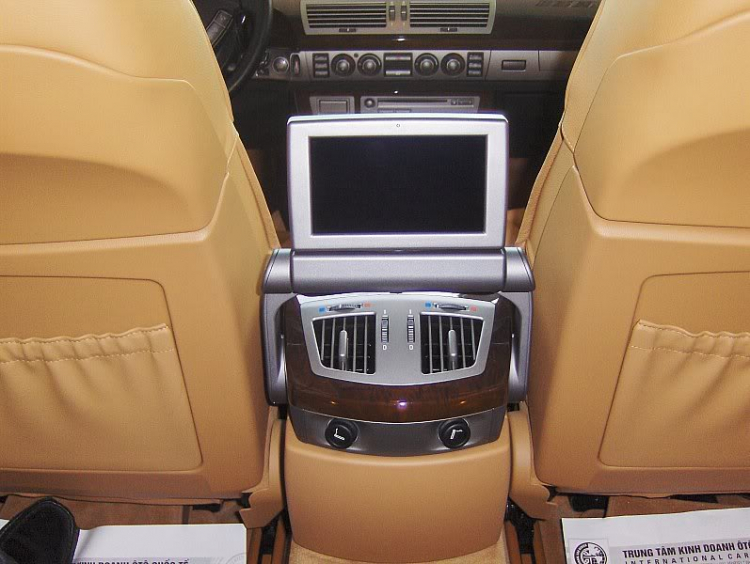 BMW 750Li đủ đồ chơi BMW 750Li đủ đồ chơi