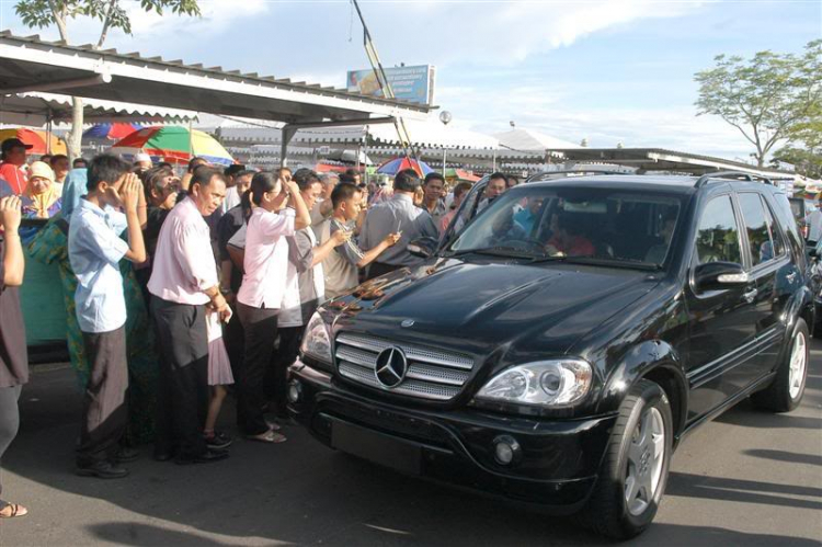 Sultan và 3.000 "thứ phi" Sultan và 3.000 "thứ phi"