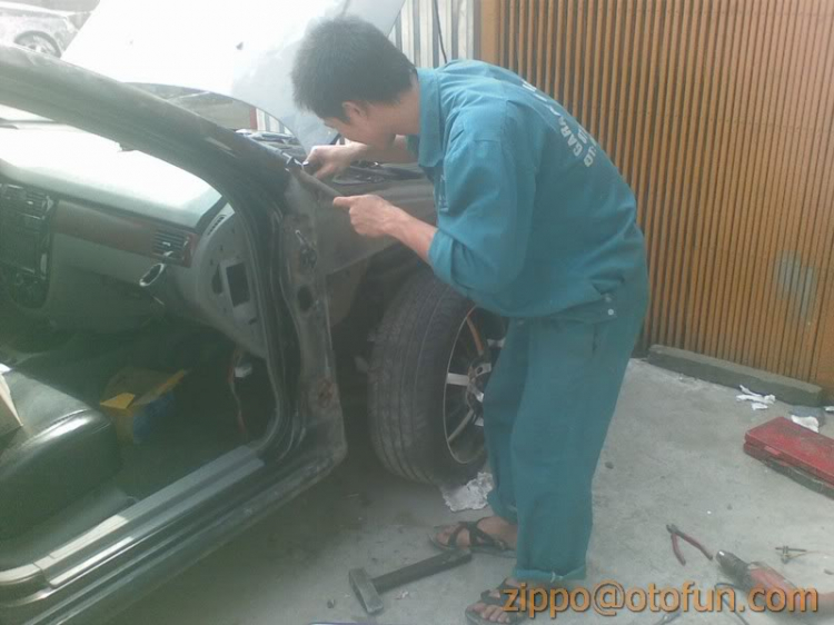 Lambo door live update