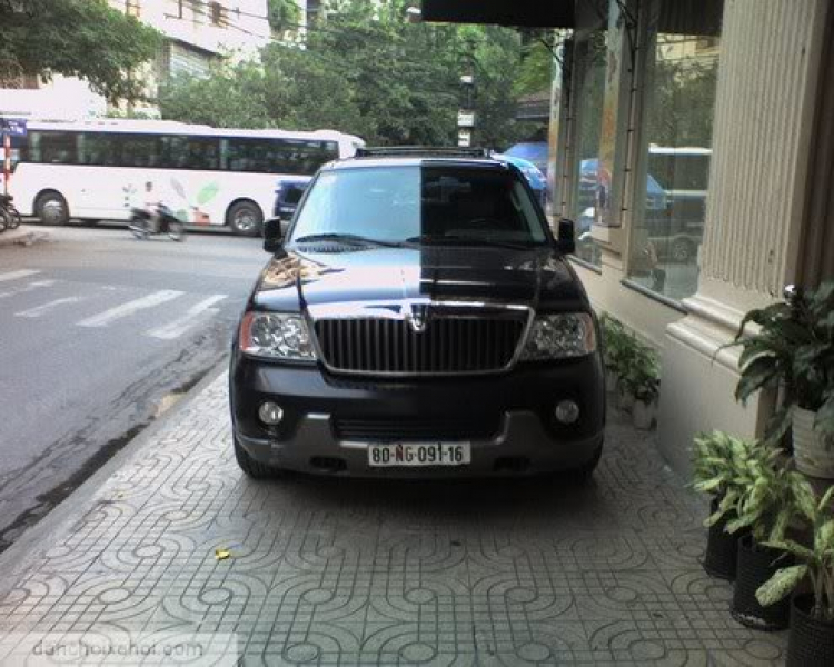 Lincoln Navigator ở Hà Nội Lincoln Navigator ở Hà Nội