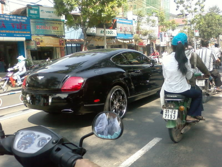 Bentley Continental GT shok nặng!!!