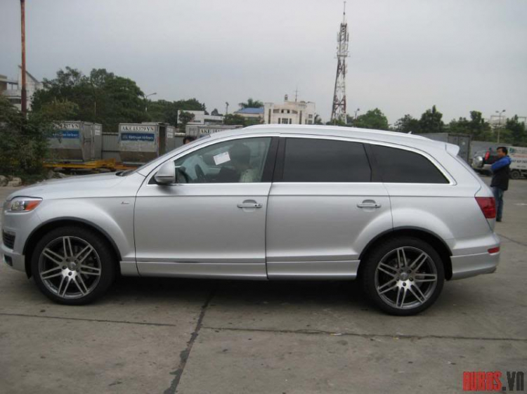 Audi Q7 4.2 Premium Quattro - SLine 21