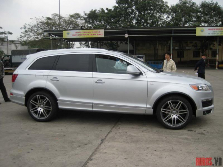 Audi Q7 4.2 Premium Quattro - SLine 21