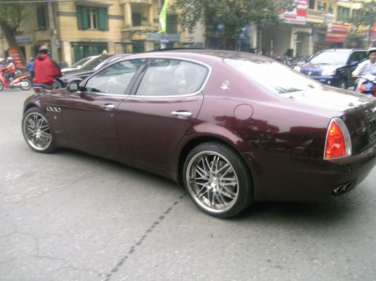 maserati in Hanoi ...