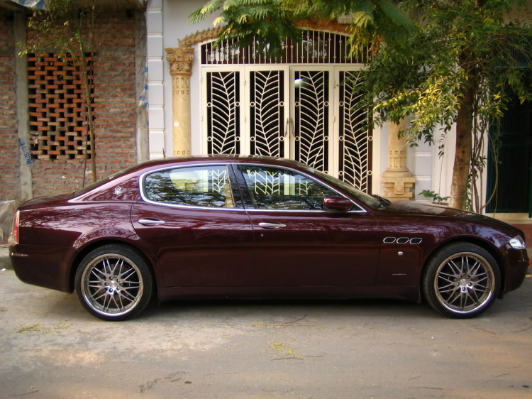 bộ ảnh MASERATI QUATTROPORTE SPORTS GT S IN HANOI...!!!