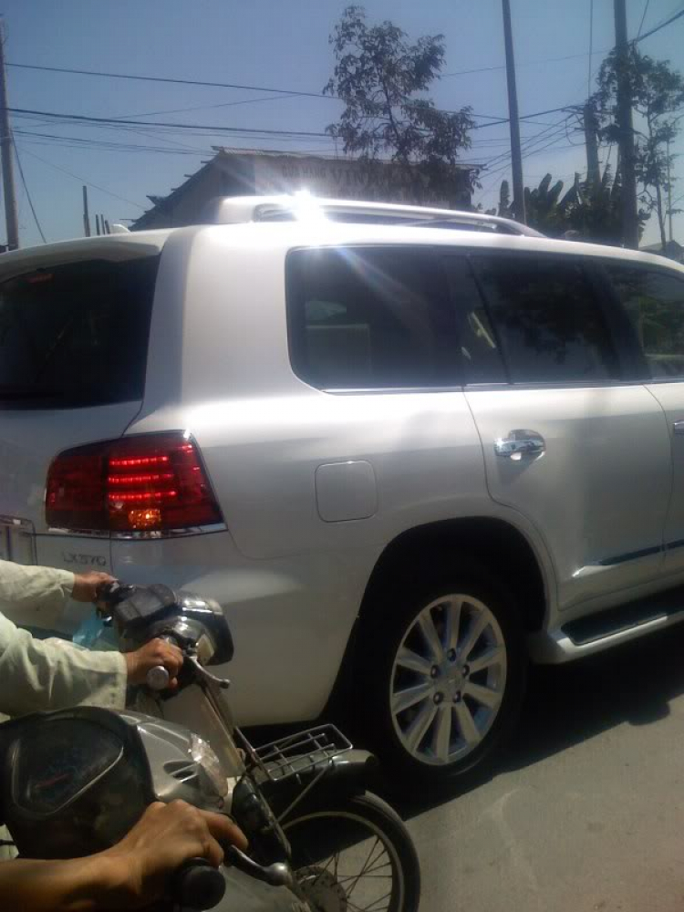 2008 LEXUS LX570 in Sài Gòn...^^