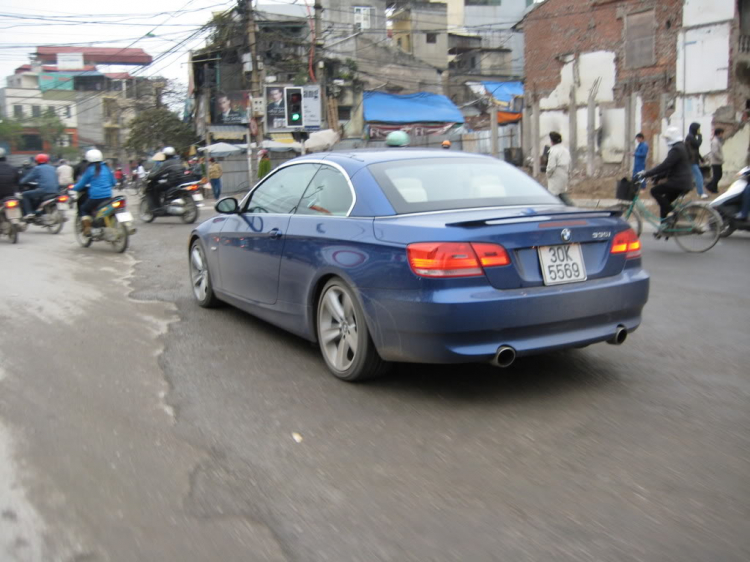 BMW 3 Series Coupe or  Convertible  in HN???