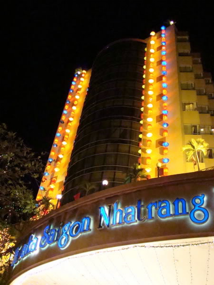 Ăn Tết Mậu Tý ở Nha Trang