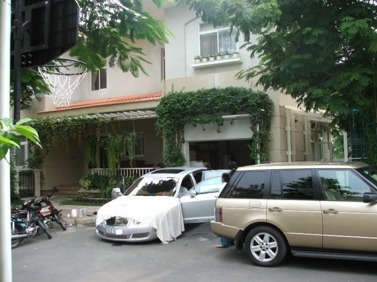 BMW 650Ci Vertical Door in SG (Mr2)