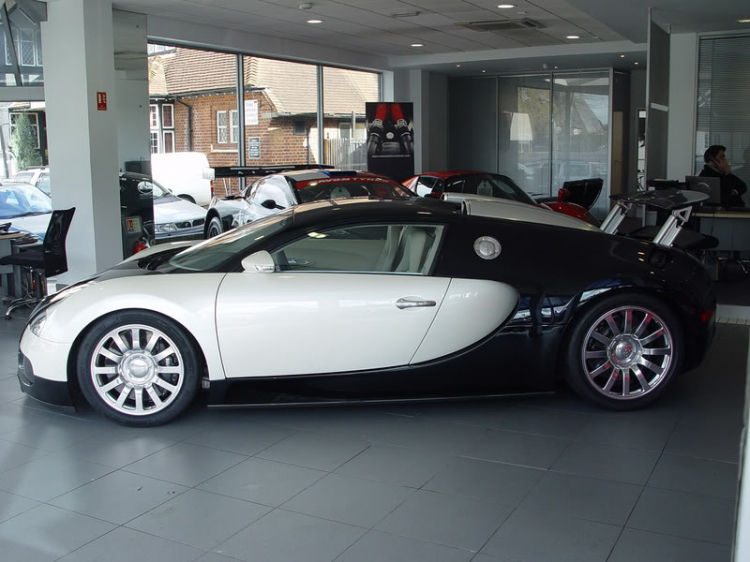 Bugatti Veyron tại sao không