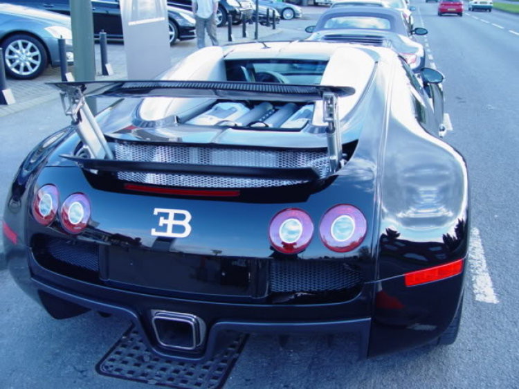 Bugatti Veyron tại sao không