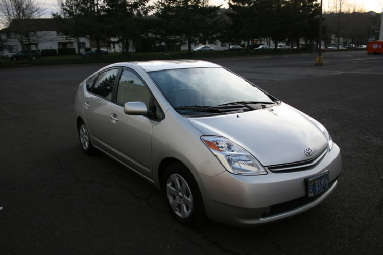 Toyota Prius sắp đến VN!