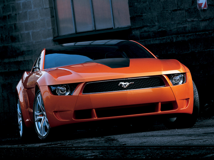 Mustang Giugiaro, Cơ bắp Mĩ, tâm hồn Ý Mustang Giugiaro, Cơ bắp Mĩ, tâm hồn Ý