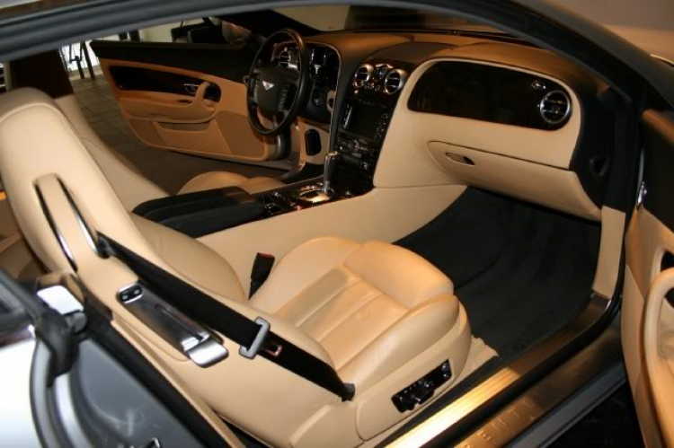 2004 BENTLEY CONTINENTAL GT Black/Tan Int. w/ Burr Veneers