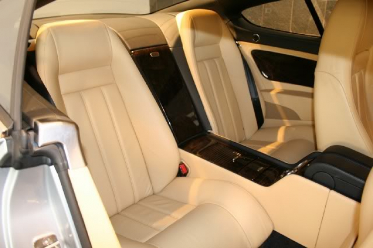 2004 BENTLEY CONTINENTAL GT Black/Tan Int. w/ Burr Veneers