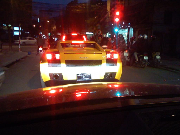 Lamborghini Gallardo in Hanoi