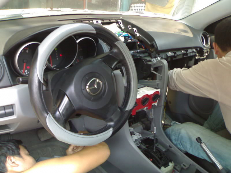 Mazda 3 độ nội thất carbon fiber ở Đà Nẵng