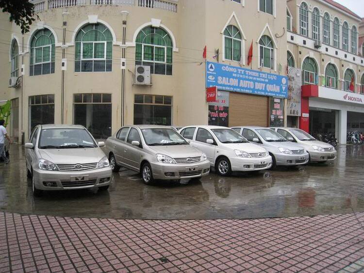 TOYOTA VIZI 16K USD ?? TOYOTA VIZI 16K USD ??