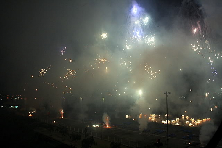 Pháo hoa Đà Nẵng đơi