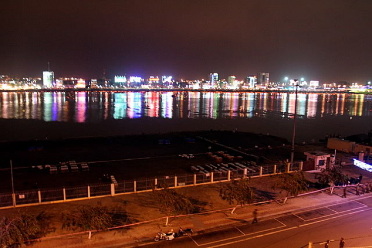 Pháo hoa Đà Nẵng đơi