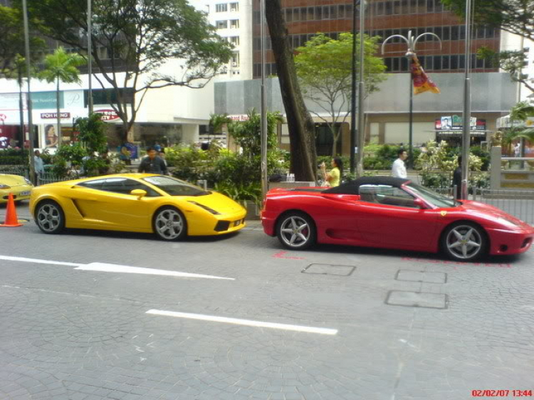1 chuồng 2 em. 1 chuồng 2 em.