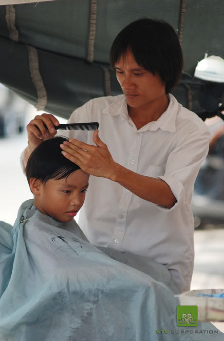 Trưa vắng