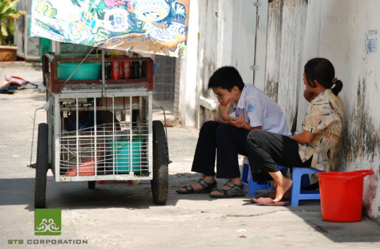 Trưa vắng