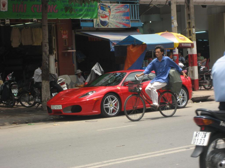 Con Quỹ dữ Lamborghini LP640 tại tp Bác Con Quỹ dữ Lamborghini LP640 tại tp Bác
