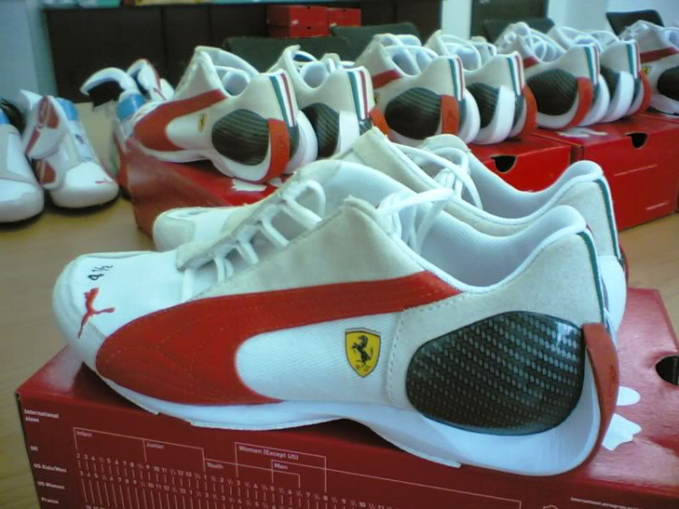 Đấu Giá trọn bộ Áo &  Giầy Puma Ferrari