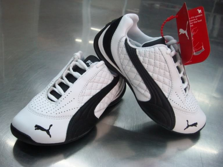 Đấu Giá trọn bộ Áo & Giầy Puma Ferrari Đấu Giá trọn bộ Áo & Giầy Puma Ferrari