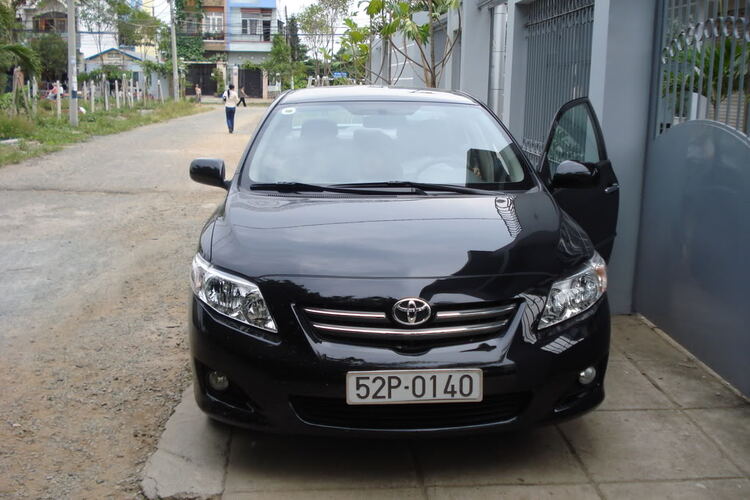 Gấp..Nhờ các bác chỉ giúp chỗ mua xe Corolla 2009 tại SG Gấp..Nhờ các bác chỉ giúp chỗ mua xe Corolla 2009 tại SG