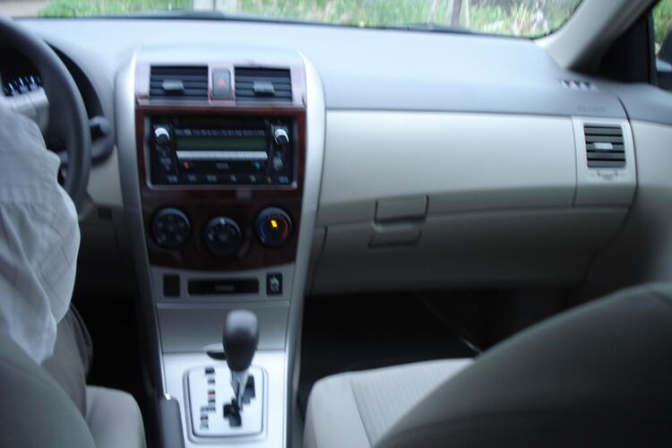 Gấp..Nhờ các bác chỉ giúp chỗ mua xe Corolla 2009 tại SG Gấp..Nhờ các bác chỉ giúp chỗ mua xe Corolla 2009 tại SG