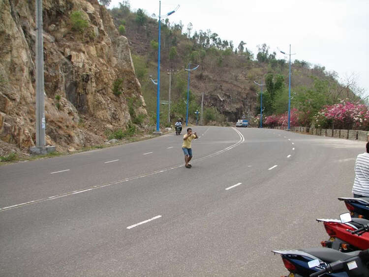 Suzuki EPICURO & AVENIS (Chi hội EAG)