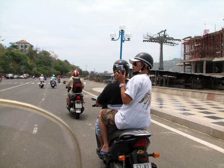 Suzuki EPICURO & AVENIS (Chi hội EAG)