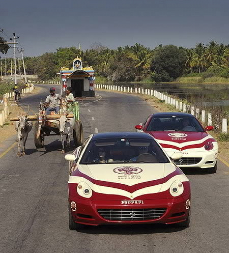 Ferrari tour qua Ấn Độ,sao ko là Vnam nhỉ!