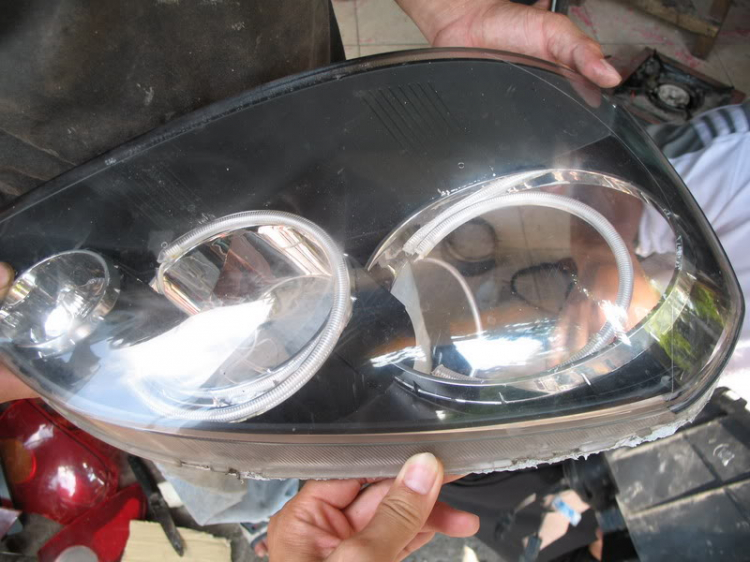 gắn đèn Angel eye cho New-Lac gắn đèn Angel eye cho New-Lac