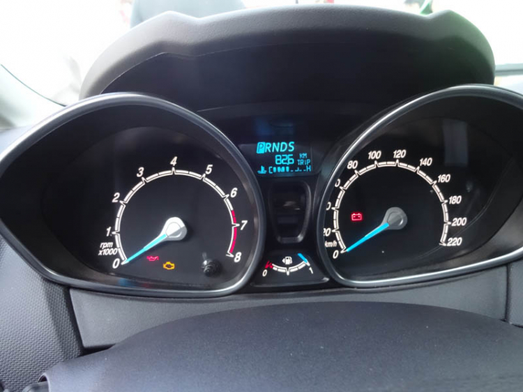 Mức tiết kiệm tối đa trên Ford Fiesta 1.0 Ecoboost : 4,3 lít/100 km Mức tiết kiệm tối đa trên Ford Fiesta 1.0 Ecoboost : 4,3 lít/100 km