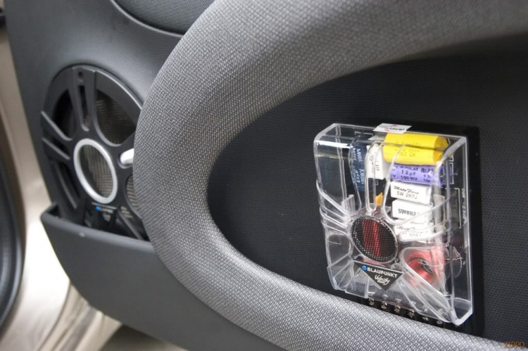 Độ sub cho xe cỡ nhỏ Micra Độ sub cho xe cỡ nhỏ Micra