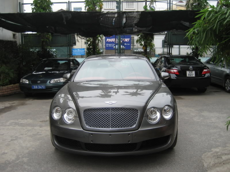 Bentley lạ in Hà Nội