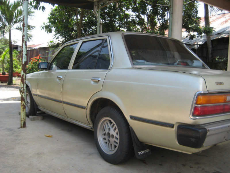 Định giá giúp em Toyota Corona 1980