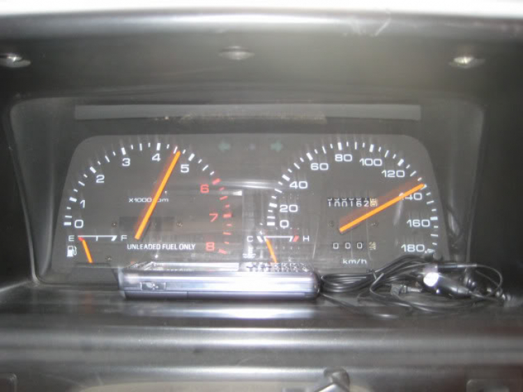 Định giá giúp em Toyota Corona 1980