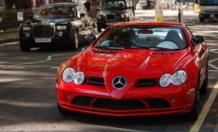 SLR Mclaren - Mũi tên đỏ