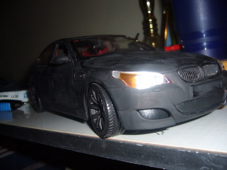 BMW sơn đen mờ ............. BMW sơn đen mờ .............
