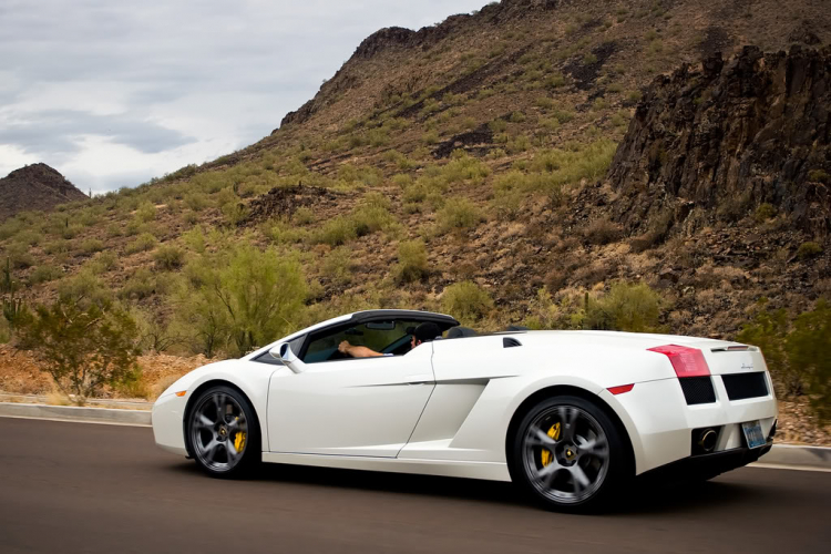 Chùm ảnh về Lamborghini Gallardo Spyder