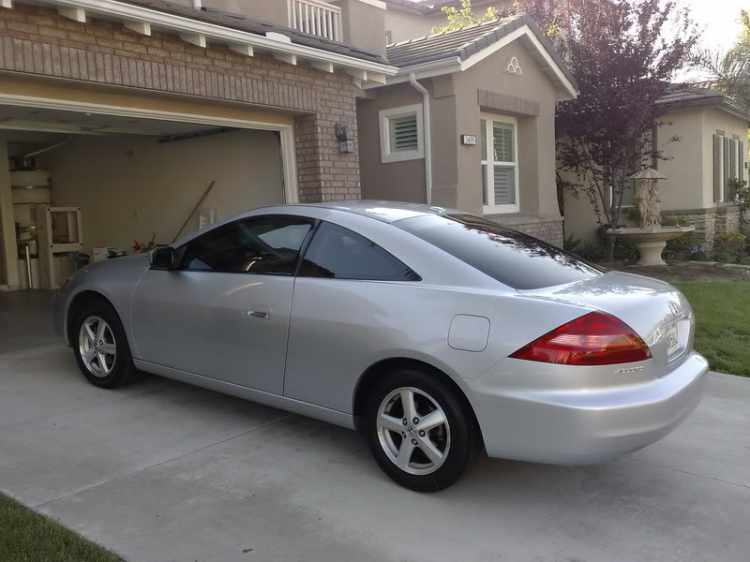 Đèn sau cho honda accord 2008 .